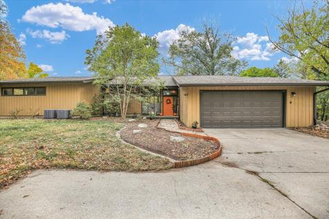 1010 Parkview Drive Mahomet IL 61853