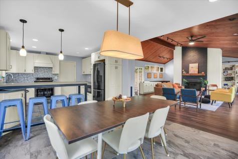 1010 Parkview Drive Mahomet IL 61853