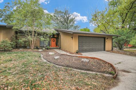 1010 Parkview Drive Mahomet IL 61853