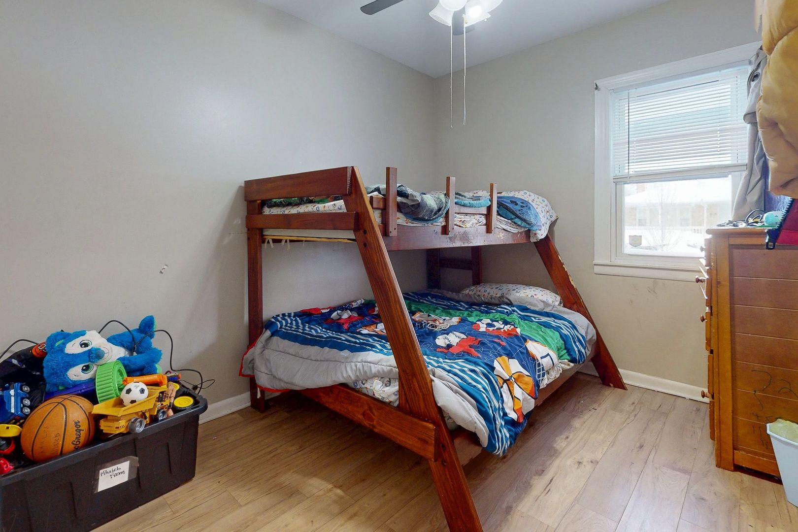 9516 South Yale Avenue Chicago IL 60628