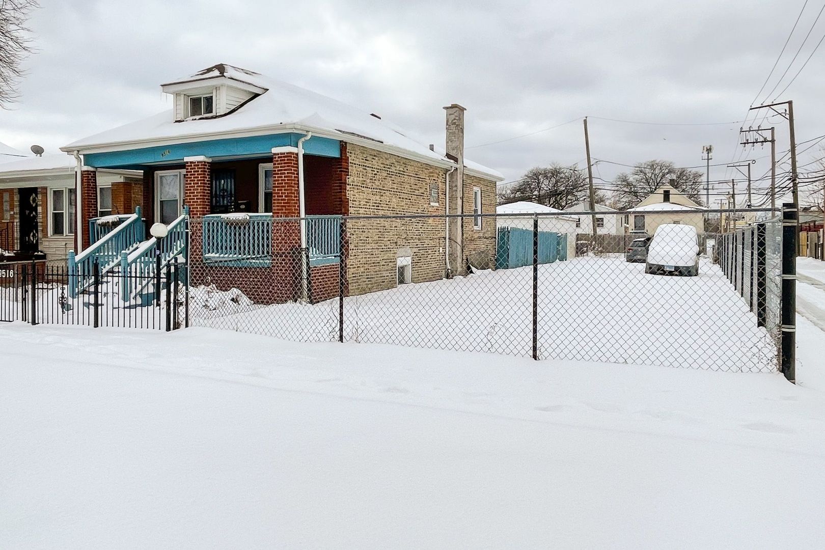 9516 South Yale Avenue Chicago IL 60628