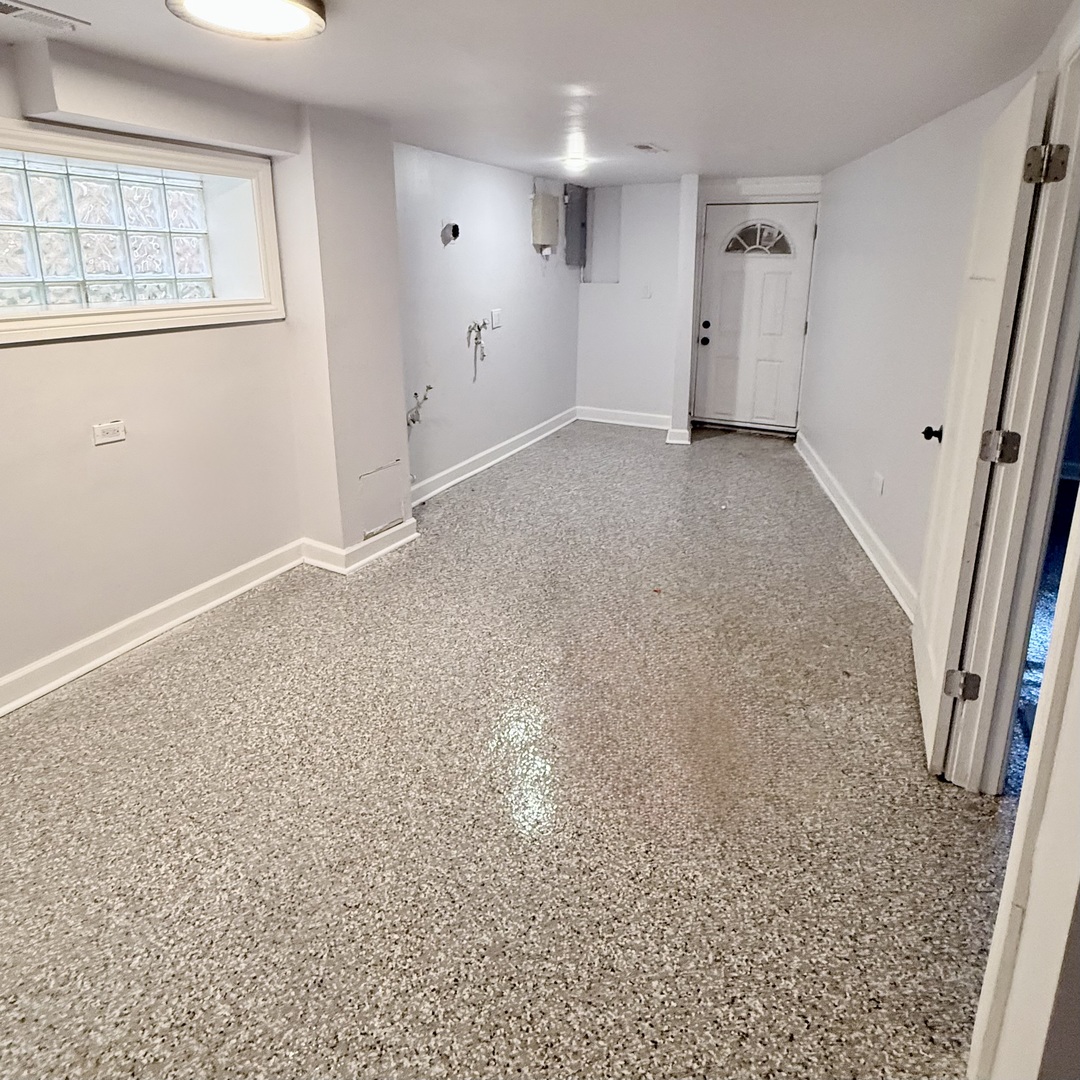 8640 South Blackstone Avenue Chicago IL 60619