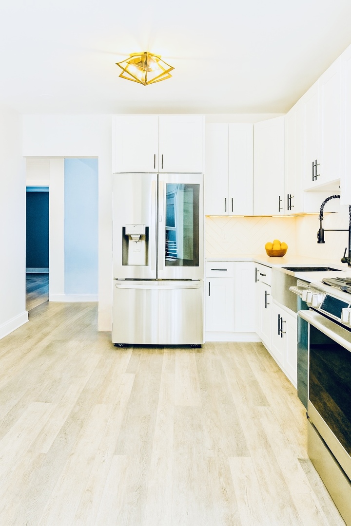 8640 South Blackstone Avenue Chicago IL 60619