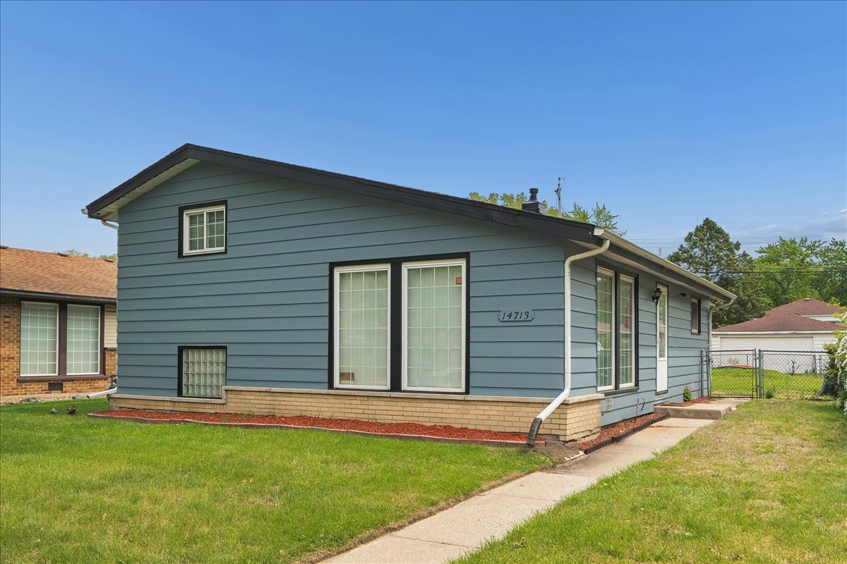 14713 Dante Avenue Dolton IL 60419