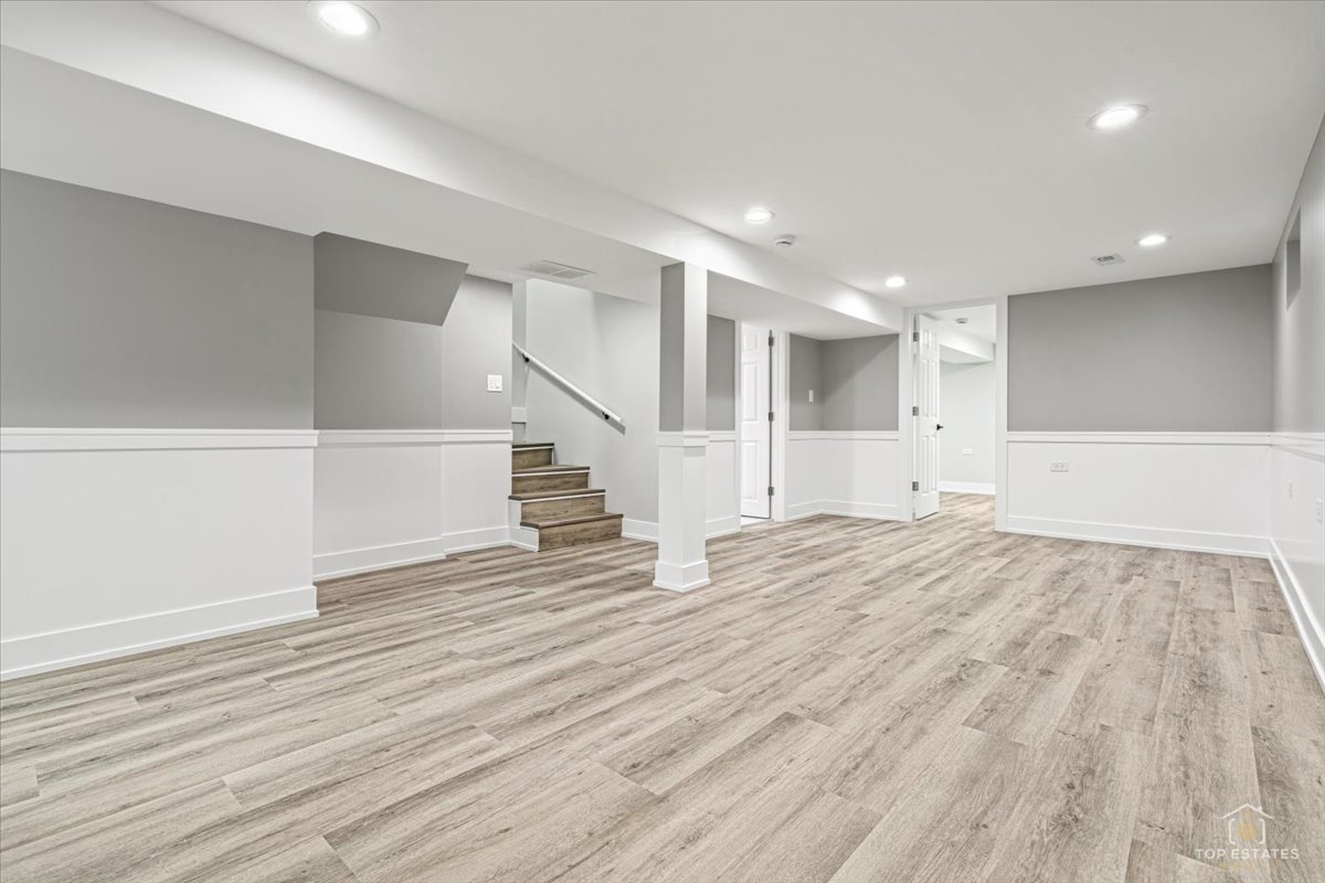 11630 South May Street Chicago IL 60643