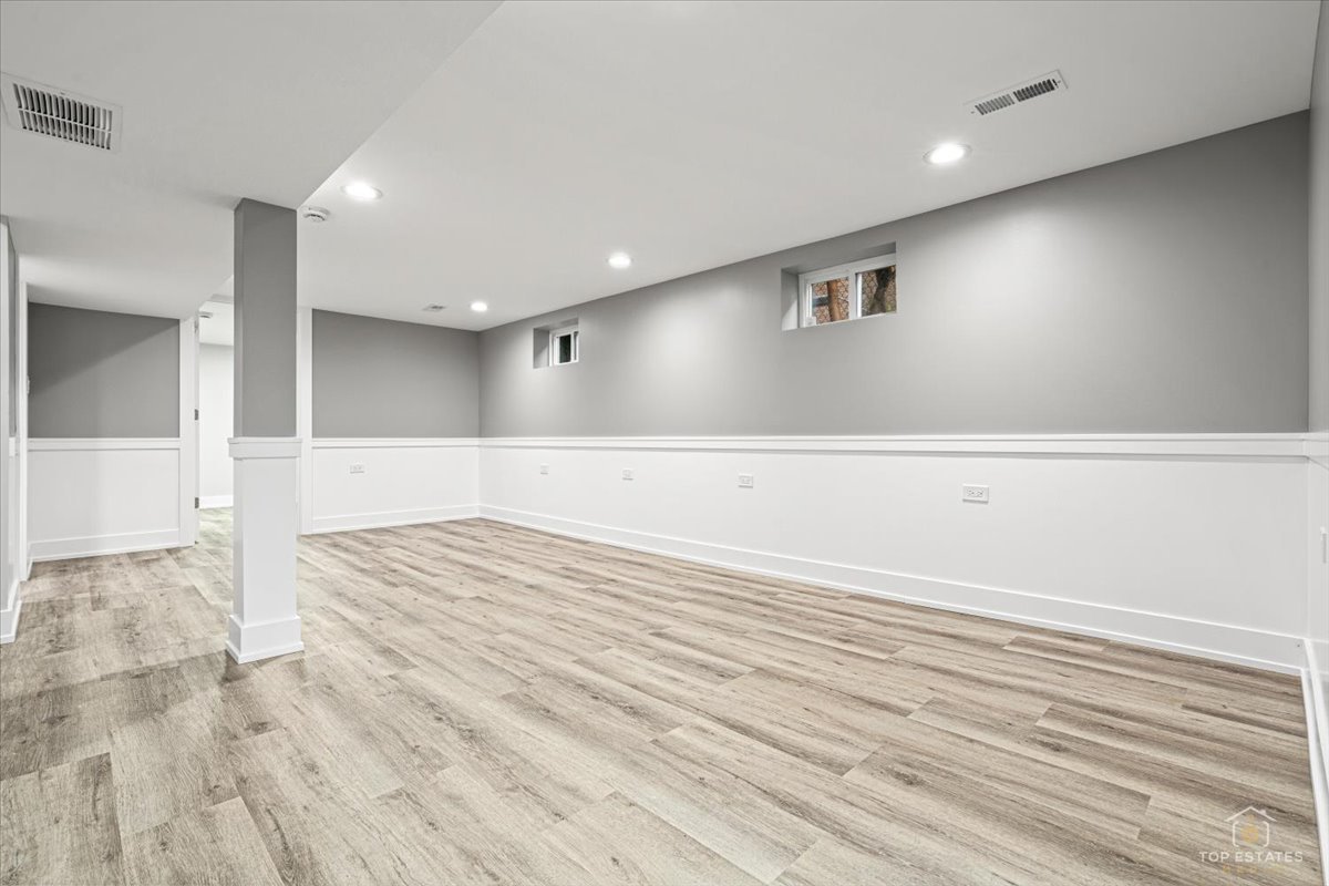 11630 South May Street Chicago IL 60643