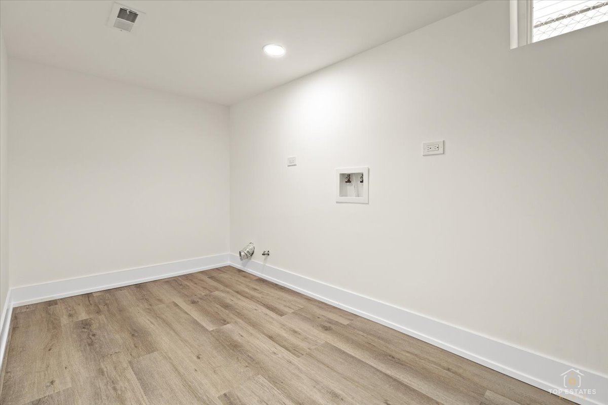 11630 South May Street Chicago IL 60643