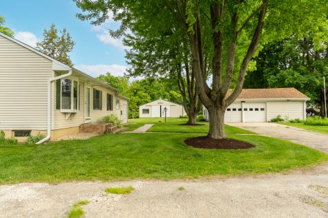 698 North 2853rd Road Lasalle IL 61301