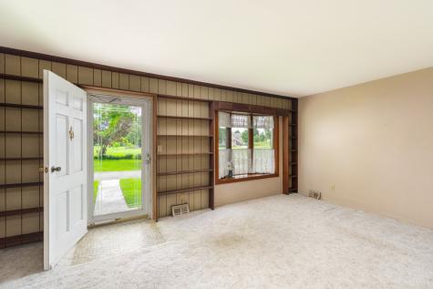 698 North 2853rd Road Lasalle IL 61301