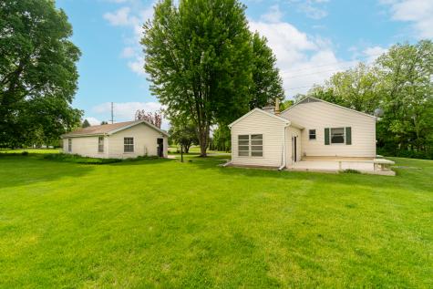 698 North 2853rd Road Lasalle IL 61301