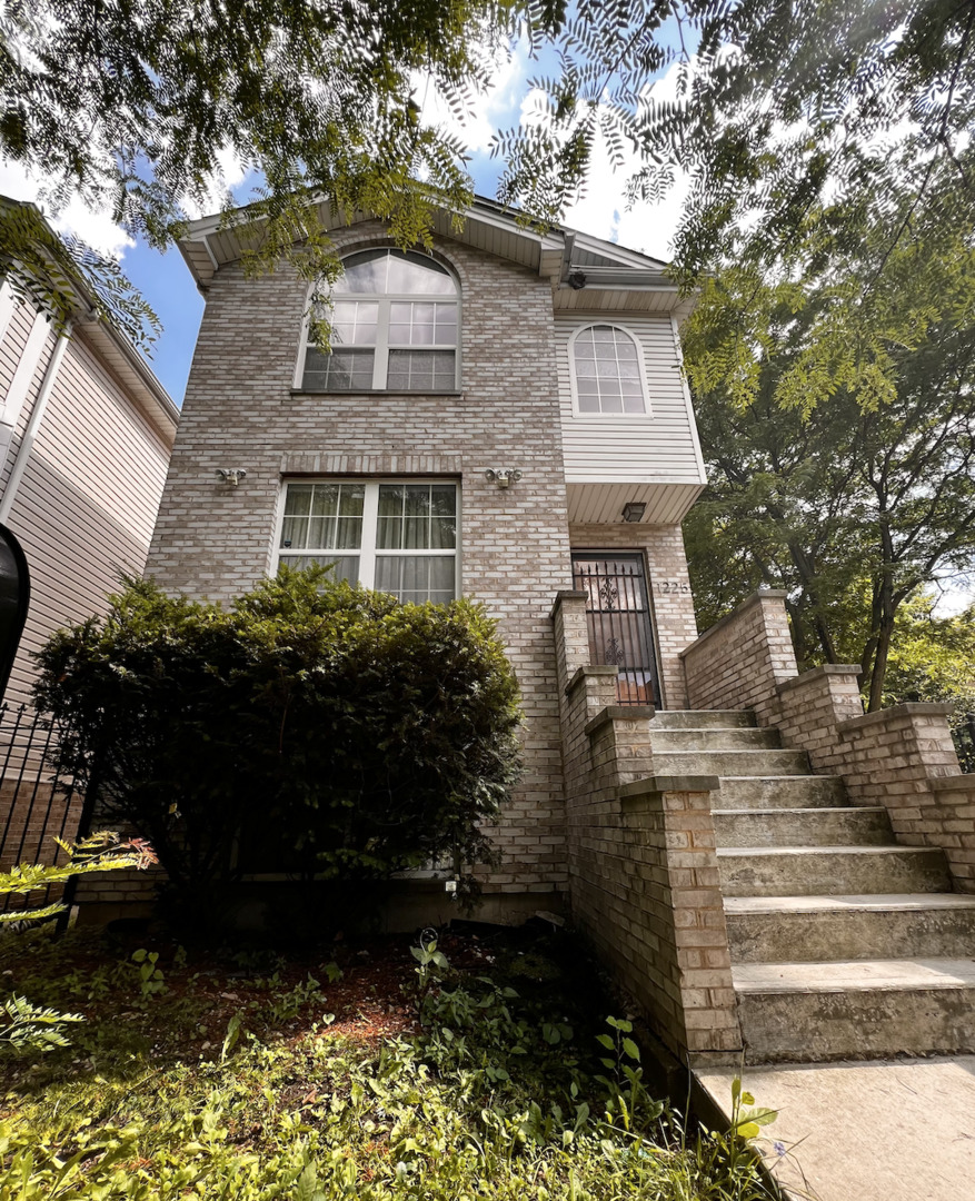 1225 West Garfield Boulevard Chicago IL 60636