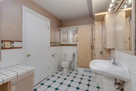 630 Whitney Avenue Winthrop Harbor IL 60096
