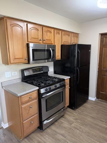 776 West Appletree Lane Bartlett IL 60103