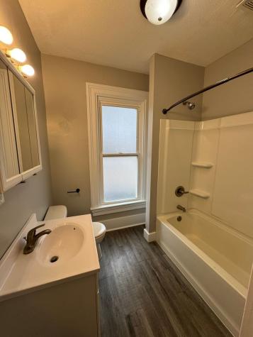 1155 12TH Avenue Moline IL 61265