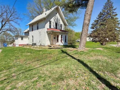 1155 12TH Avenue Moline IL 61265