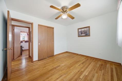 13119 Linder Avenue Crestwood IL 60418