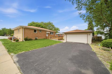 13119 Linder Avenue Crestwood IL 60418