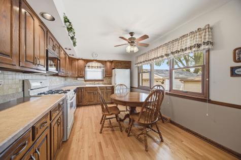 13119 Linder Avenue Crestwood IL 60418