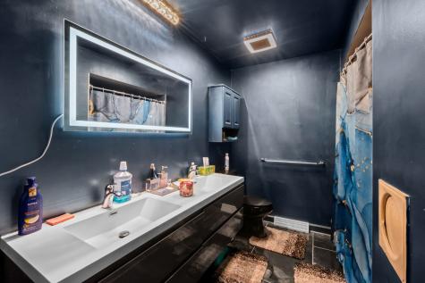 18443 De Jong Lane Lansing IL 60438