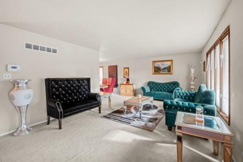 18443 De Jong Lane Lansing IL 60438