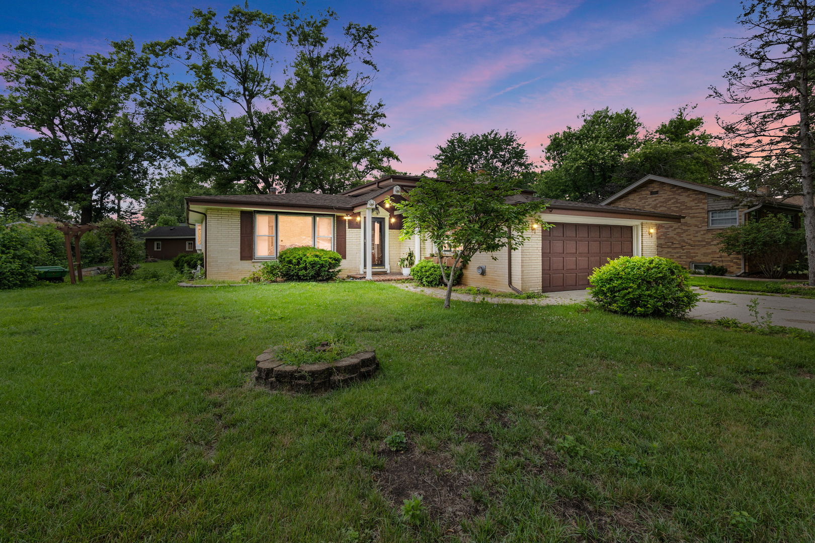 13064 South 71st Avenue Palos Heights IL 60463