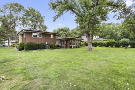 13064 South 71st Avenue Palos Heights IL 60463