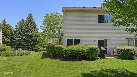 386 Jamestown Court Aurora IL 60502