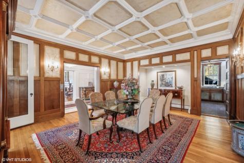 111 Mayflower Road Lake Forest IL 60045