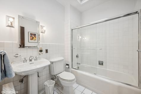 111 Mayflower Road Lake Forest IL 60045