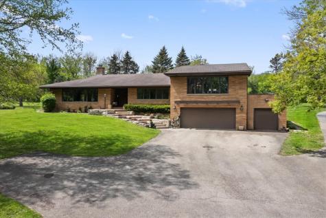 22446 North Old Barrington Road N North Barrington IL 60010