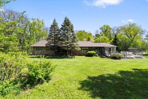 22446 North Old Barrington Road N North Barrington IL 60010