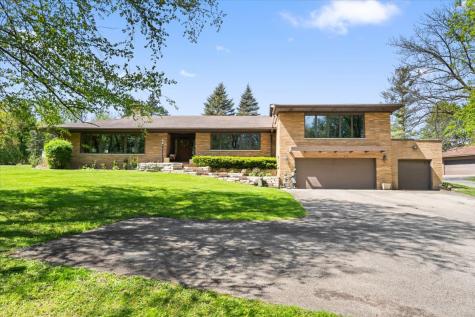 22446 North Old Barrington Road N North Barrington IL 60010