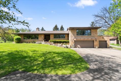 22446 North Old Barrington Road N North Barrington IL 60010