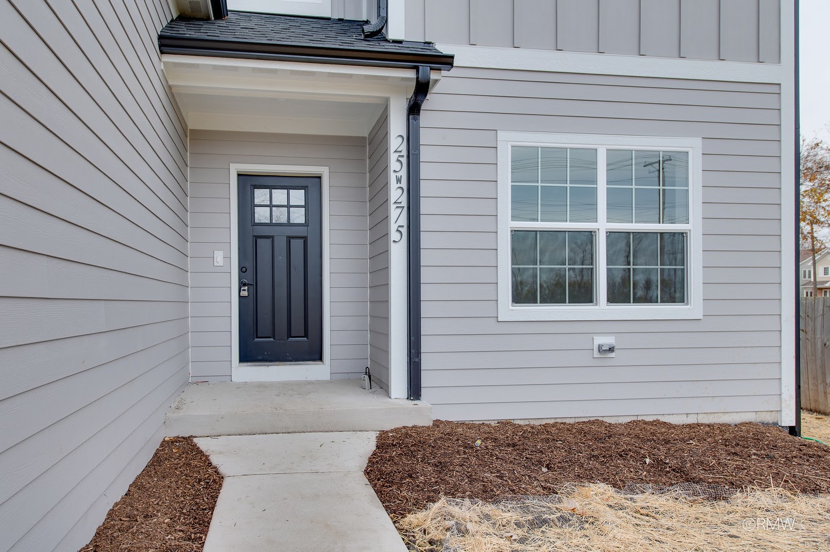 25W275 Doris Avenue Carol Stream IL 60188