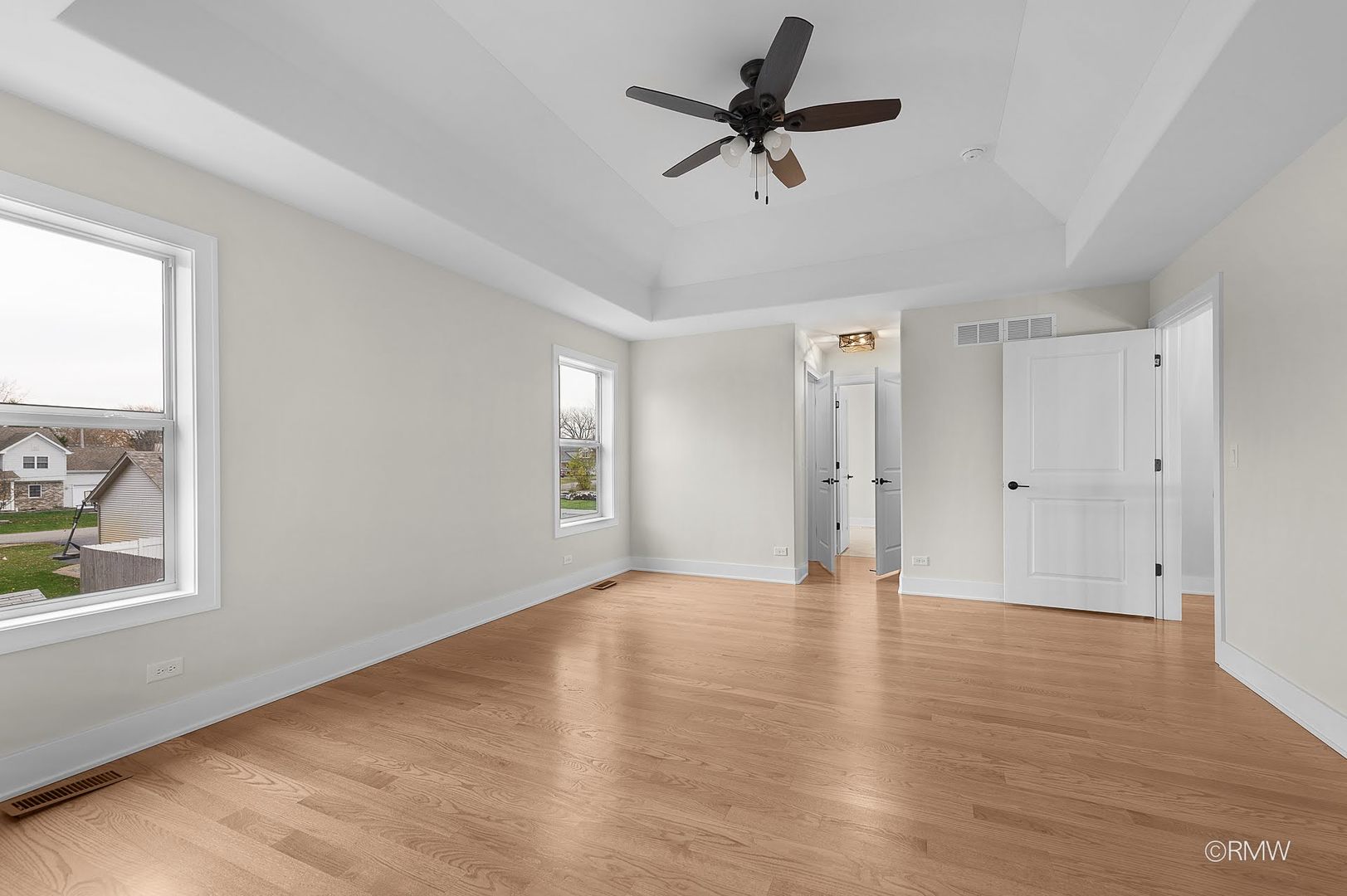 25W275 Doris Avenue Carol Stream IL 60188