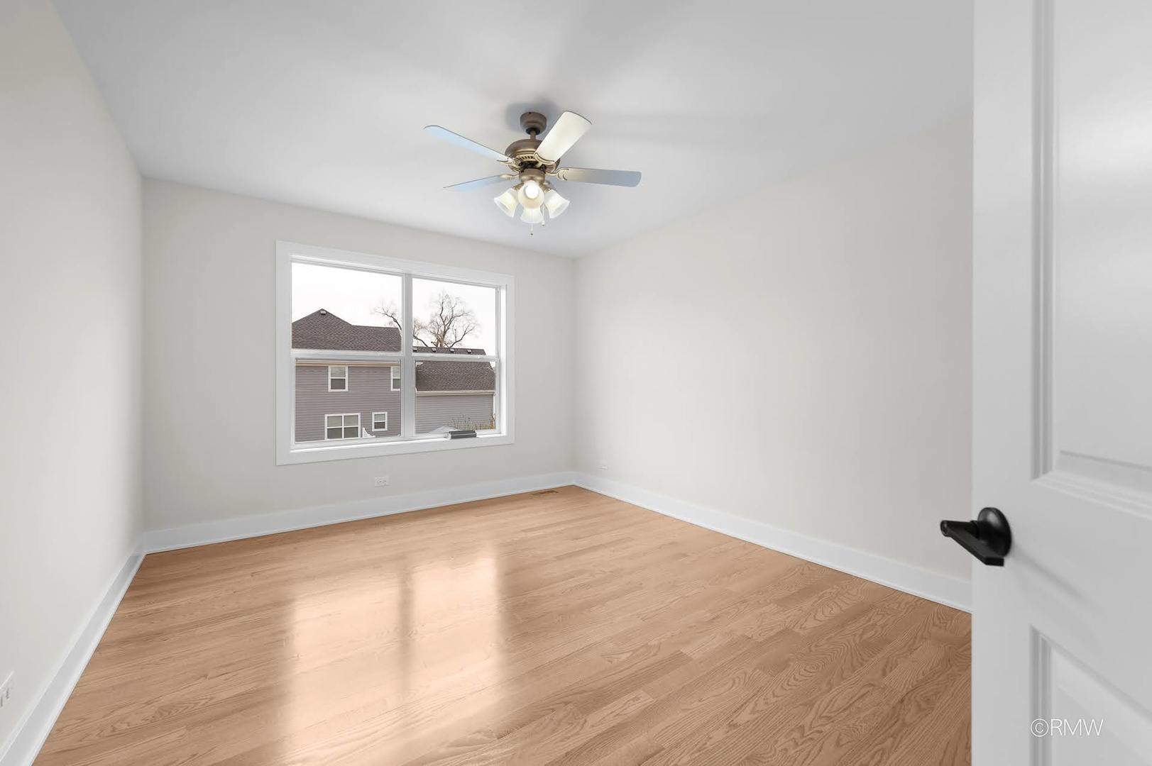 25W275 Doris Avenue Carol Stream IL 60188