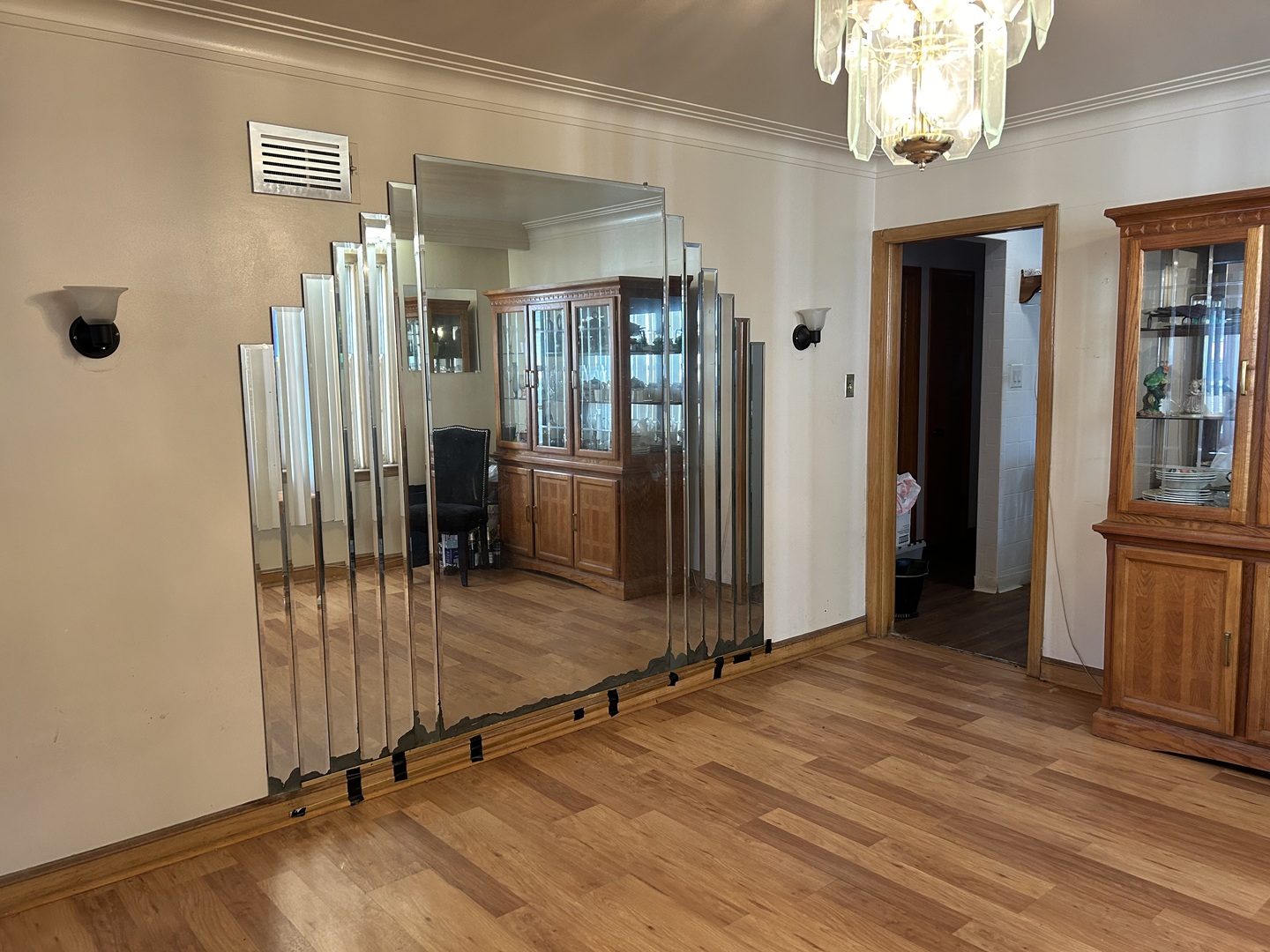 7130 South Richmond Street Chicago IL 60629