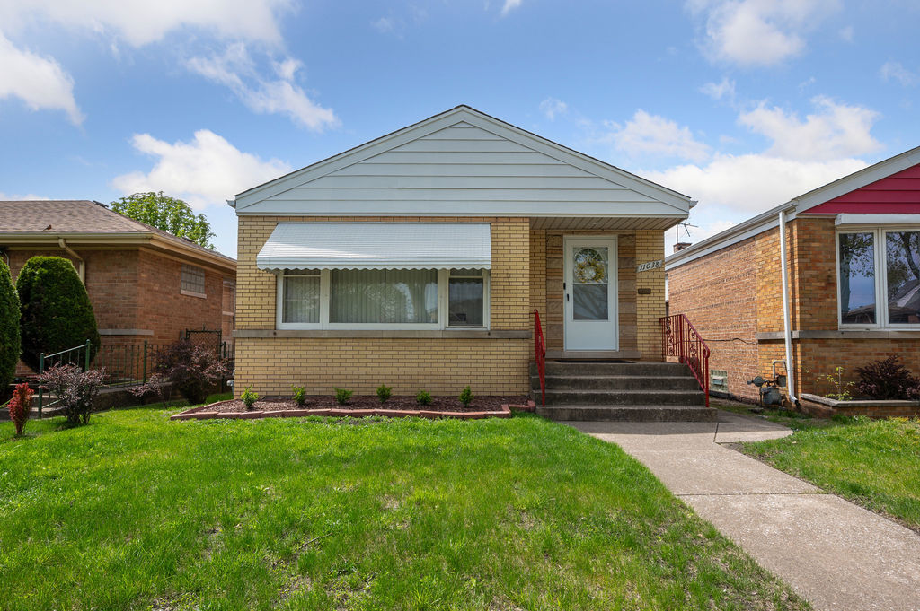 11038 South Avenue N Chicago IL 60617