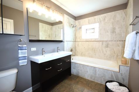407 South 20th Avenue Maywood IL 60153