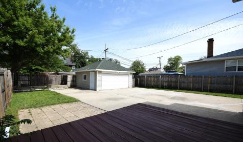 407 South 20th Avenue Maywood IL 60153