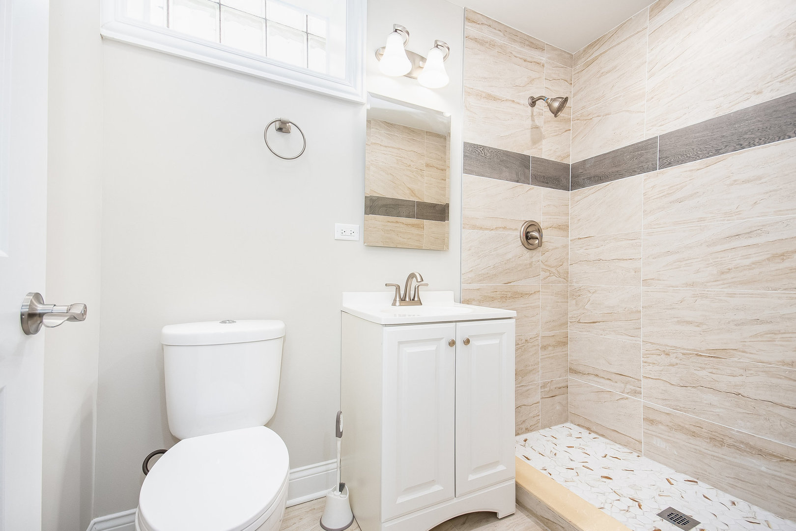 2412 East 91st Street Chicago IL 60617