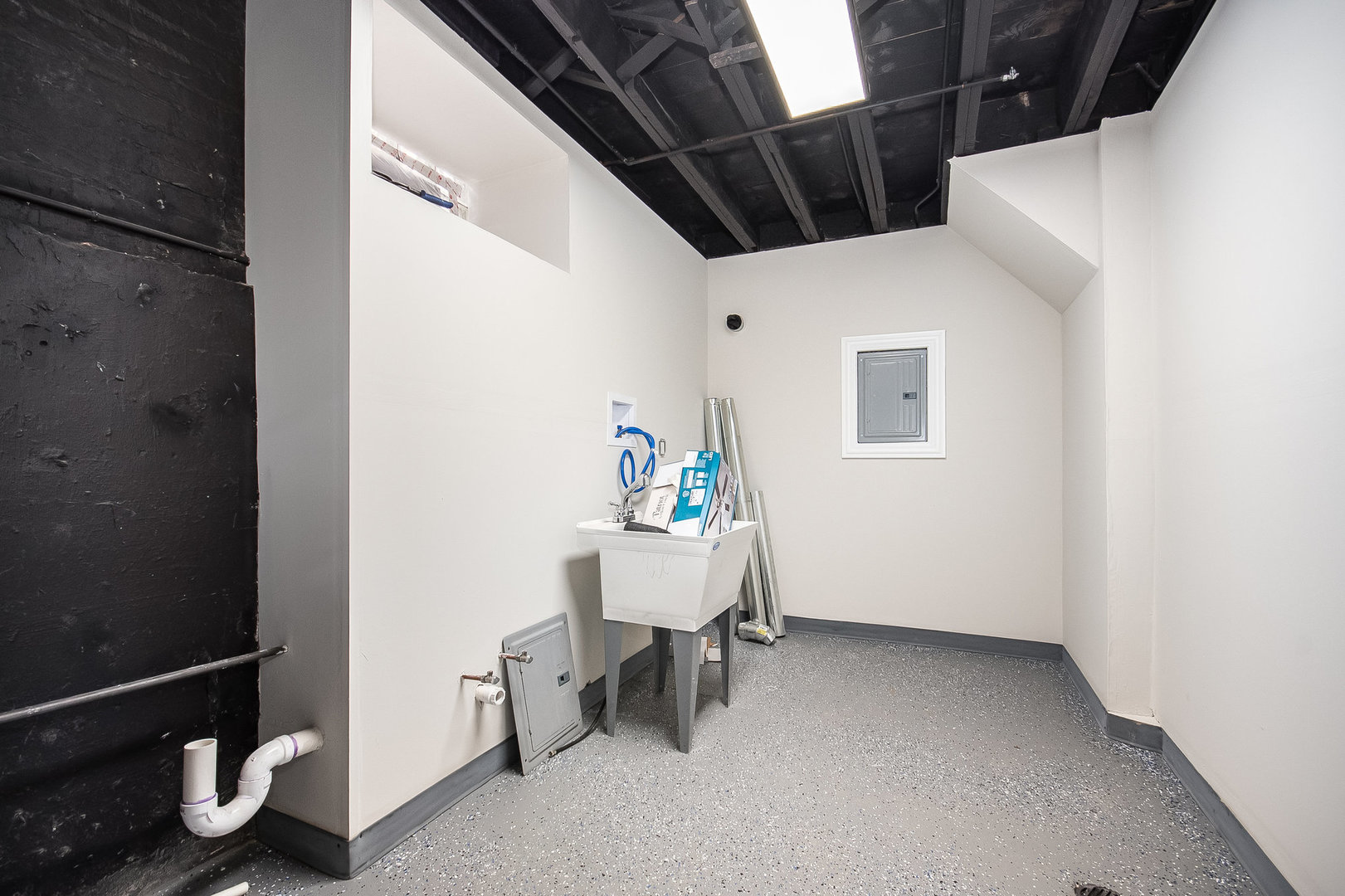 2412 East 91st Street Chicago IL 60617