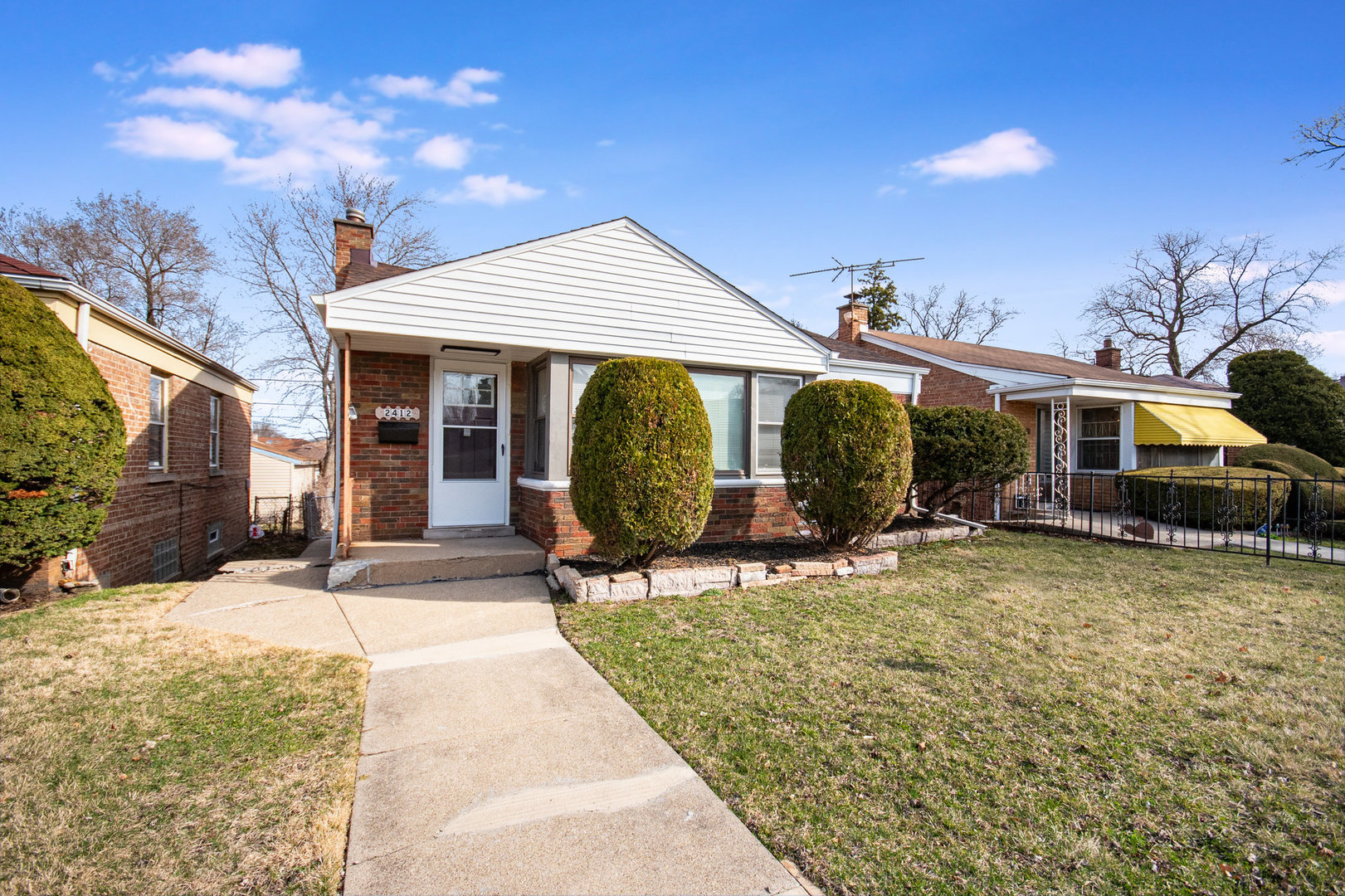 2412 East 91st Street Chicago IL 60617