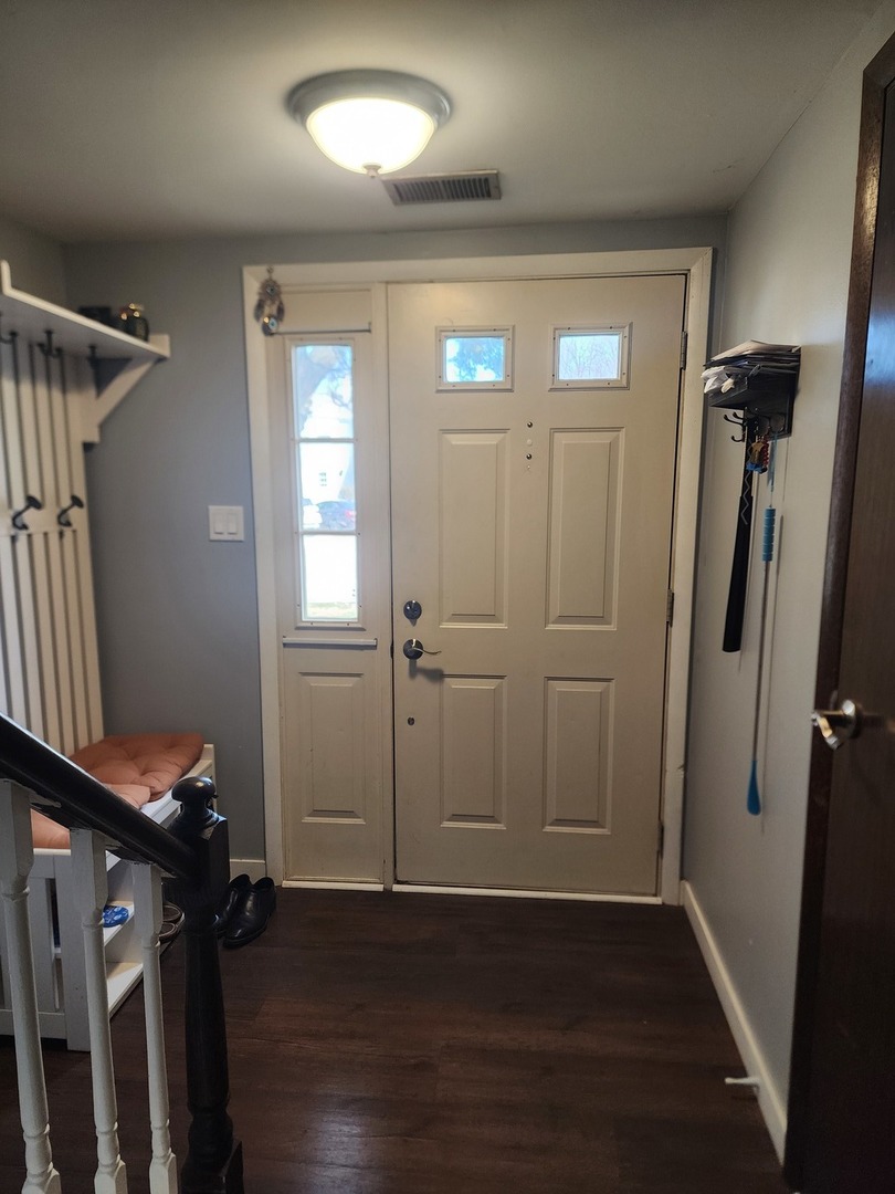 2011 Farnham Court Schaumburg IL 60194