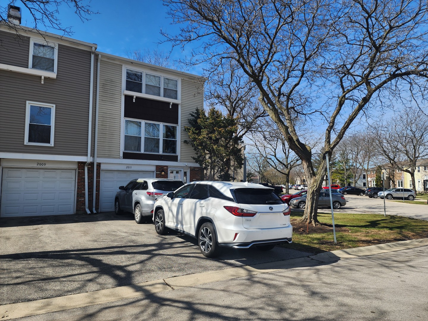 2011 Farnham Court Schaumburg IL 60194