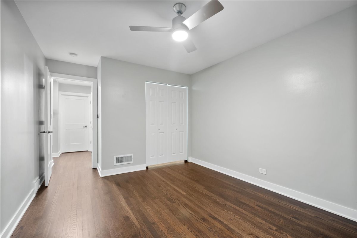 7087 North Mcalpin Avenue Chicago IL 60646