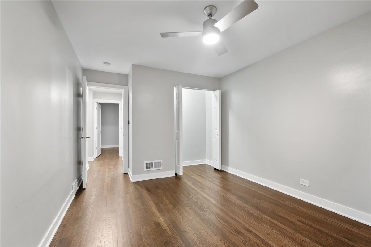 7087 North Mcalpin Avenue Chicago IL 60646