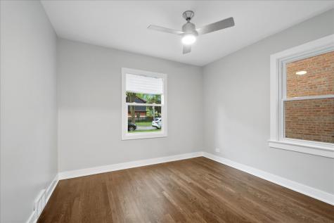 7087 North Mcalpin Avenue Chicago IL 60646