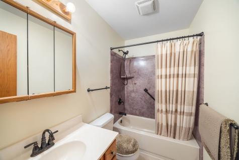 1621 Ash Avenue Woodstock IL 60098