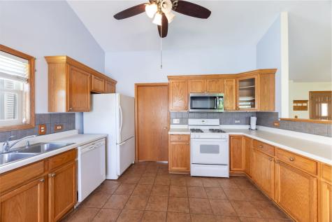 1621 Ash Avenue Woodstock IL 60098